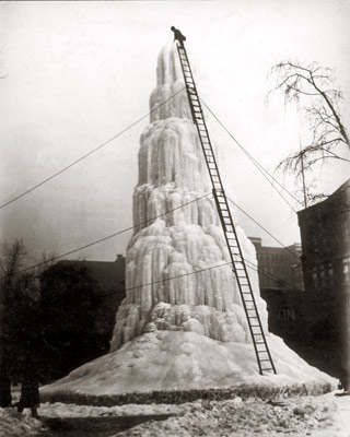 Detroit's Ice Sculpture Man C. 1930