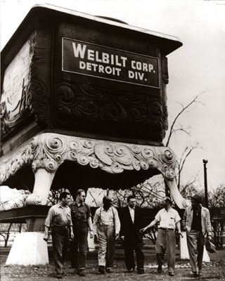 Detroit's Big Stove C. 1950