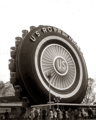 The Uniroyal Tire Ferris Wheel @ The NY World's Fair C. 1964
